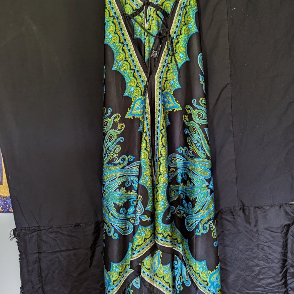 Pyramid Collection Handkerchief spaghetti strap dress one-size - Picture 3 of 5